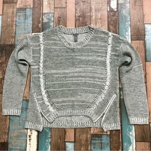 NWOT Functioning Side Zippers Crewneck Sweater